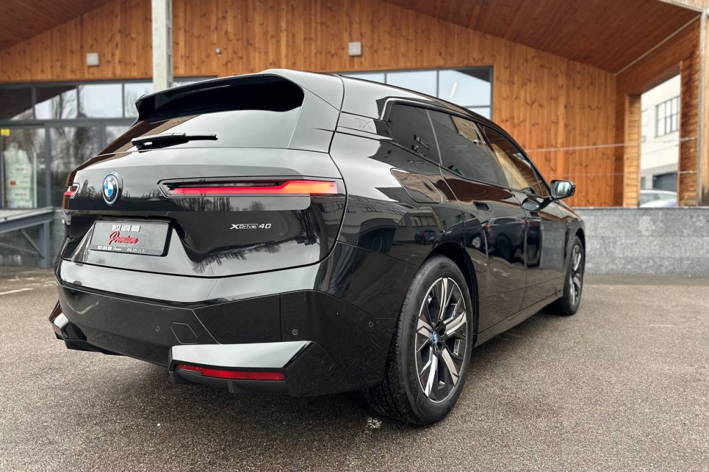 BMW iX xDrive40 2023 photo 6