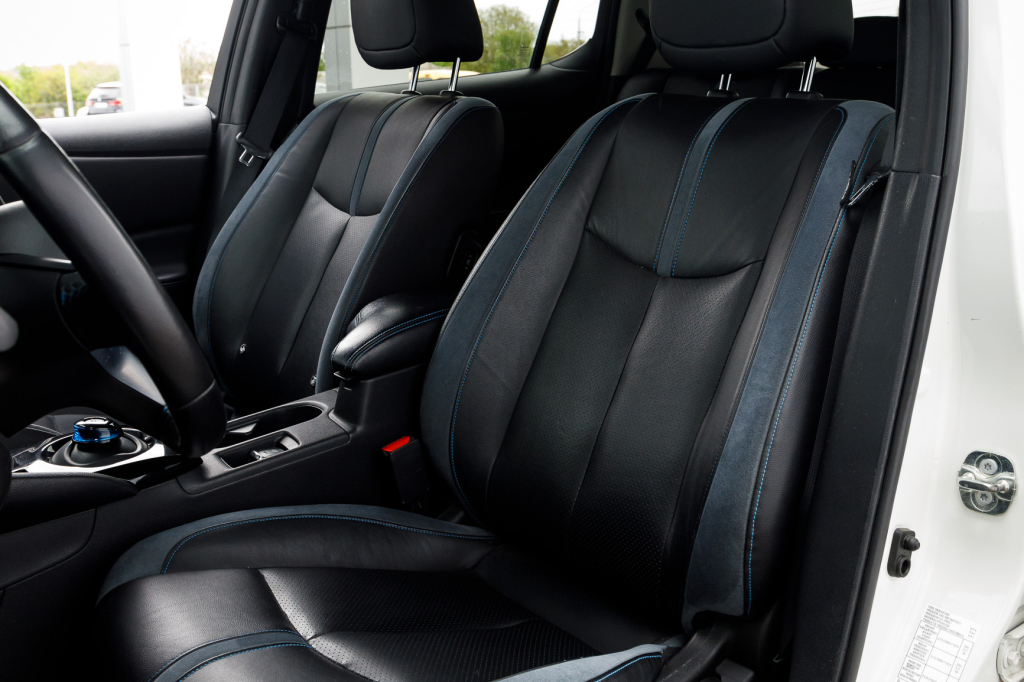 Nissan Leaf 2017 фото 12