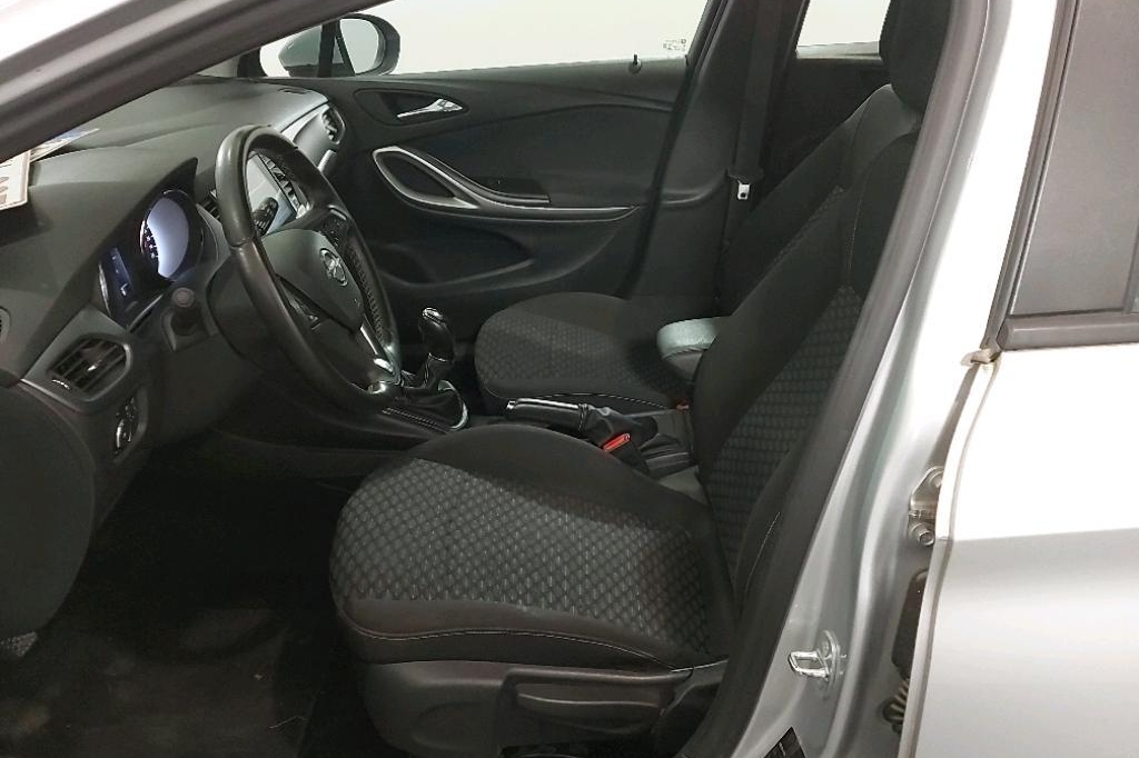 Opel Astra Sports Tourer 2017 photo 13