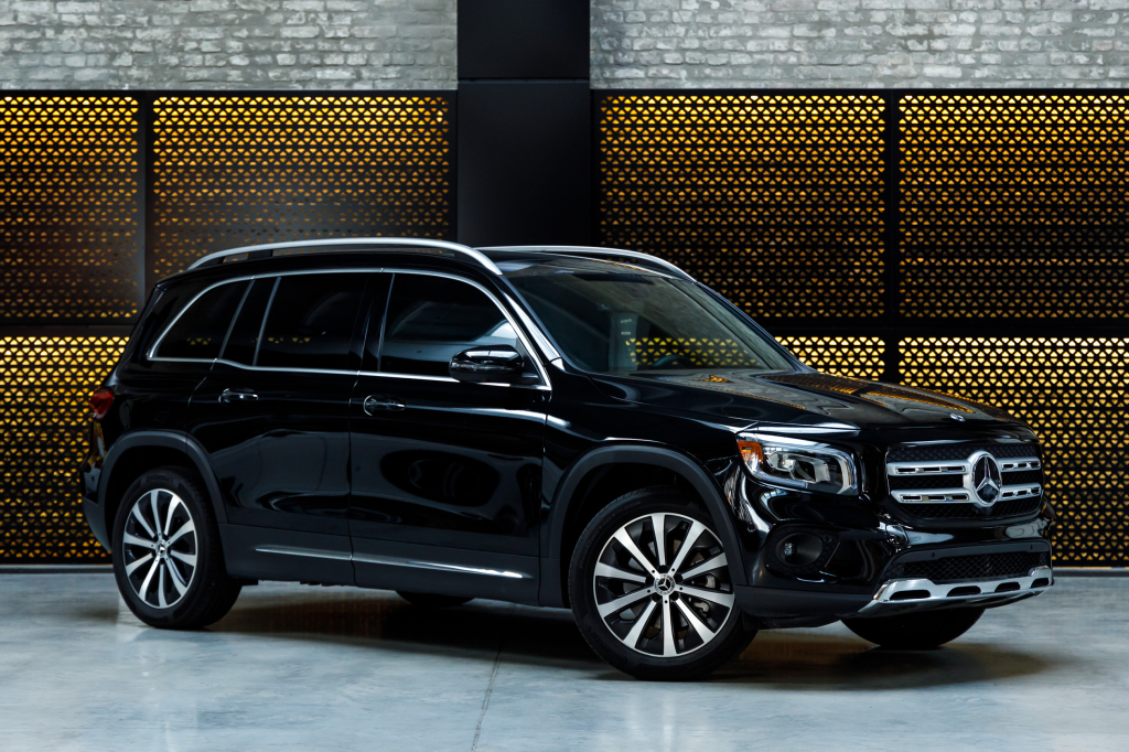 Mercedes-Benz GLB-Class 250 2020 photo 2