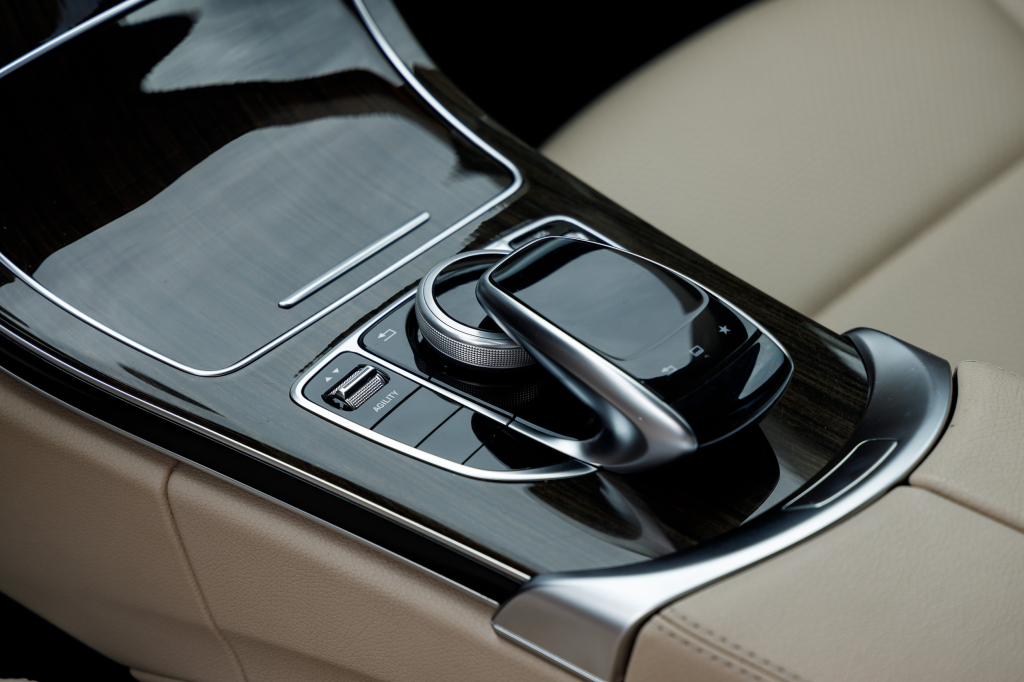 Mercedes-Benz C 300 2014 photo 11