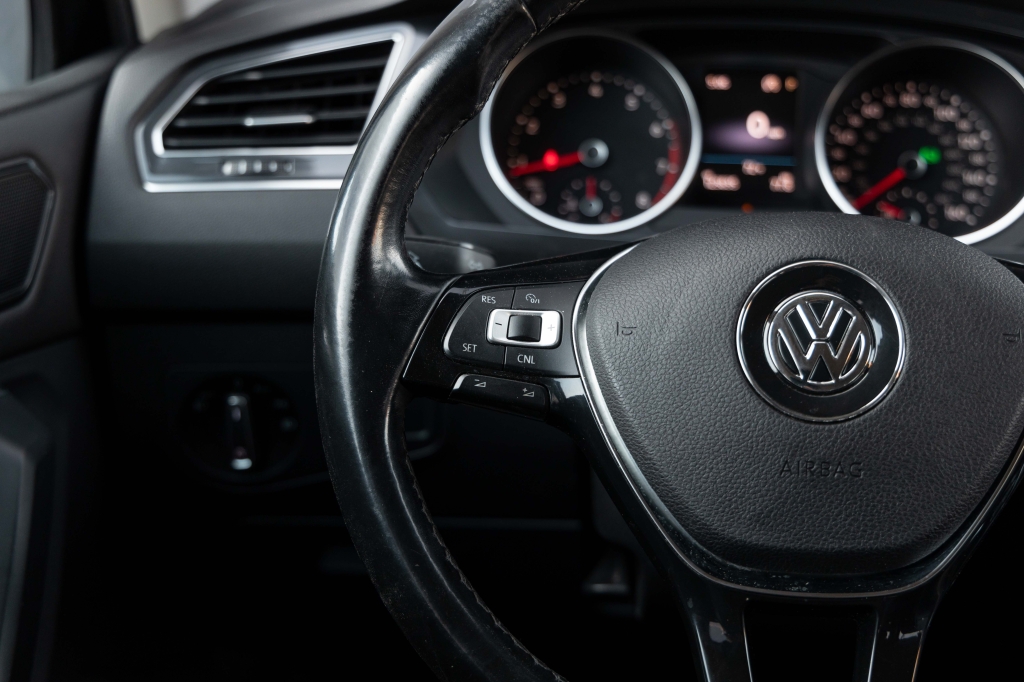 Volkswagen Tiguan SE 2017 фото 21