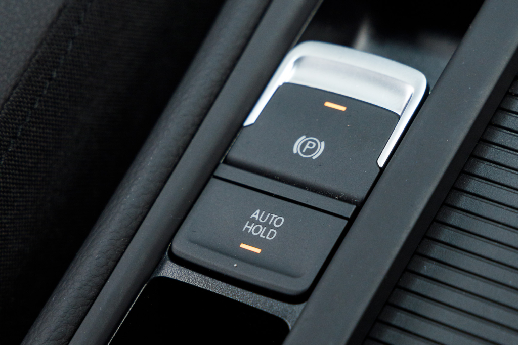 Volkswagen e-Golf 2018 фото 16