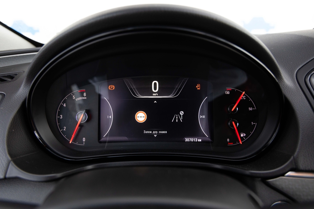 Opel Insignia 2014 фото 20