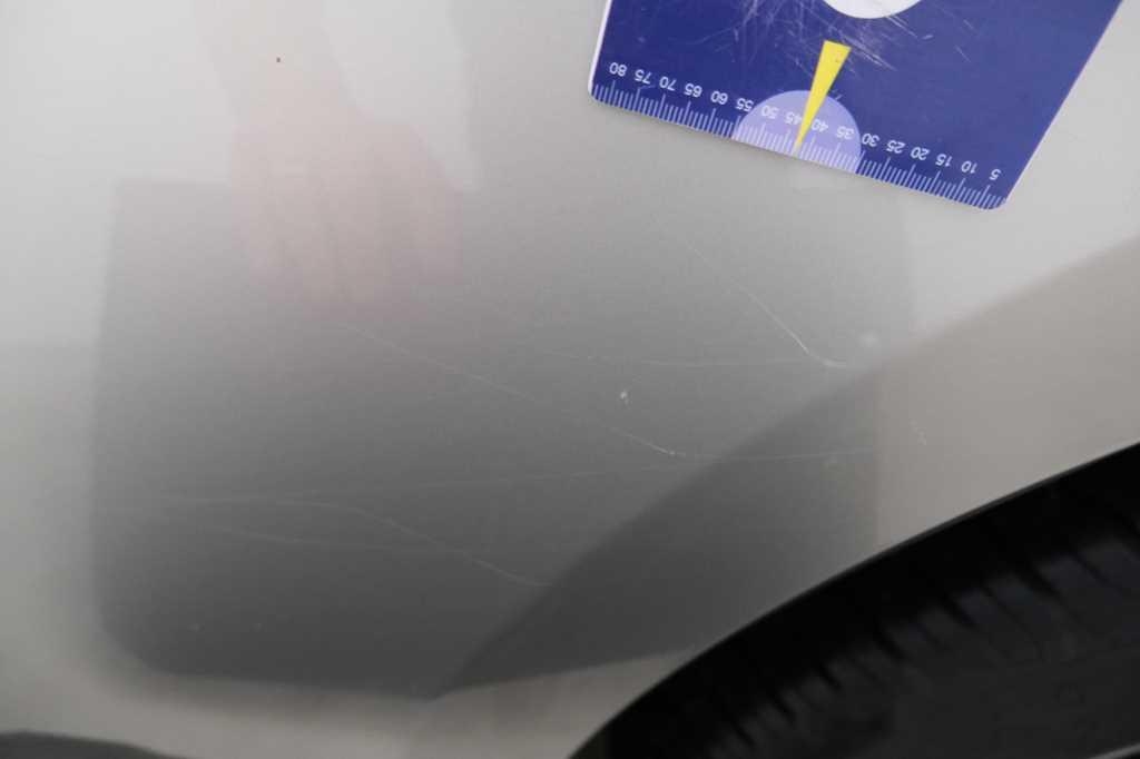 Jaguar F-Pace 2016 фото 21