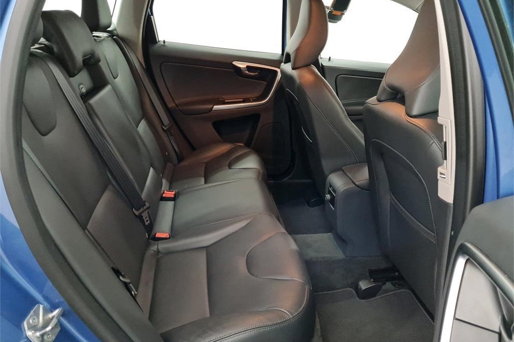 Volvo XC60 2017 photo 7