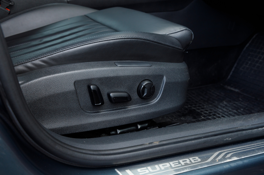 Skoda Superb Ambition 2016 фото 3