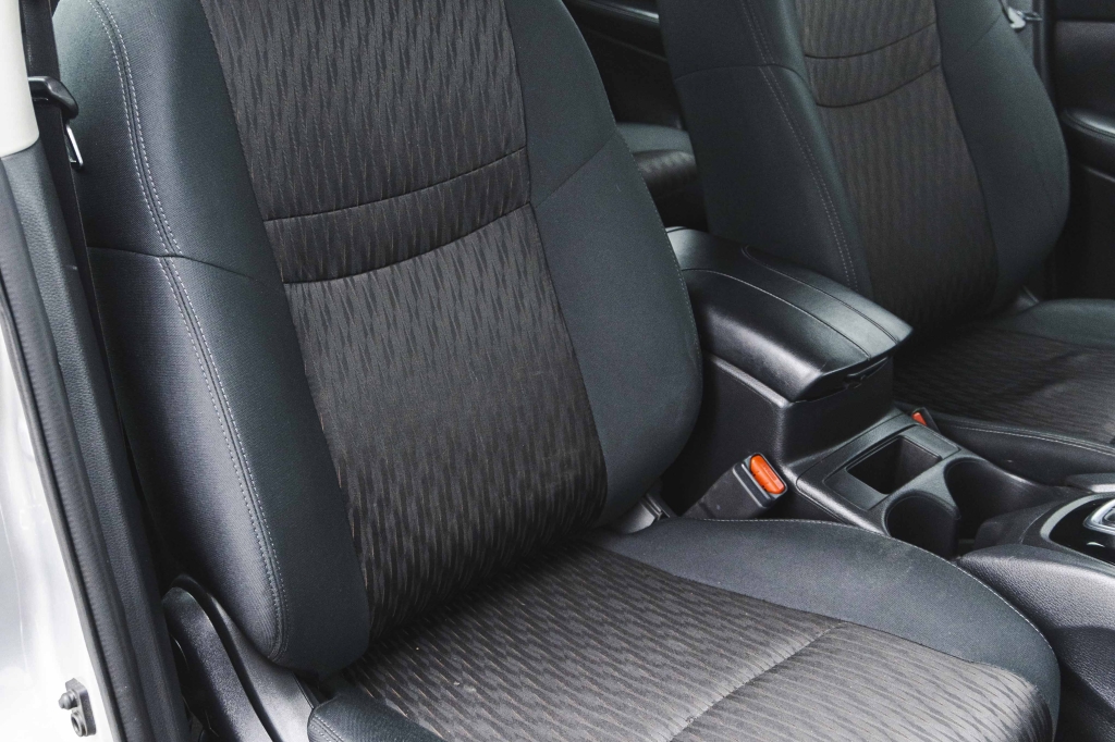 Nissan Rogue S 2018 фото 27