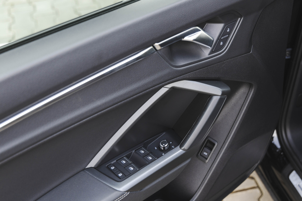 Audi Q3 S-Line 2020 photo 16