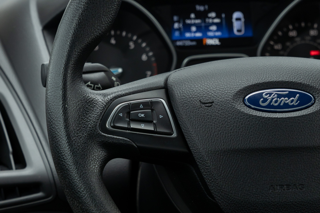 Ford Focus S 2018 фото 13