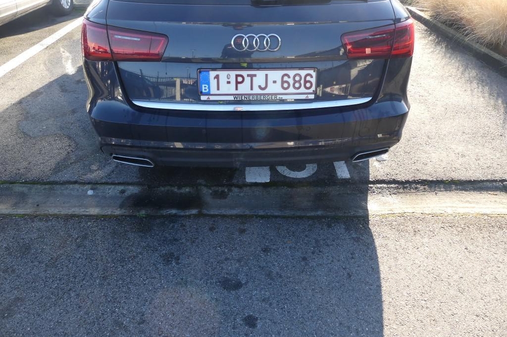 Audi A6 Avant 2016 фото 52