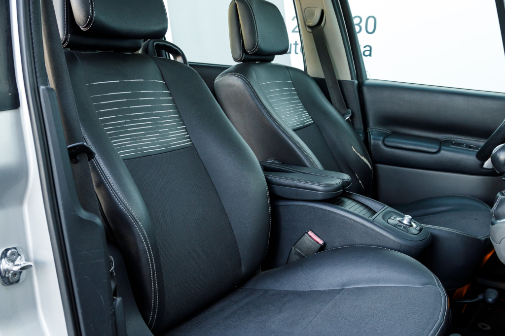 Renault Grand Scenic 2008 photo 2