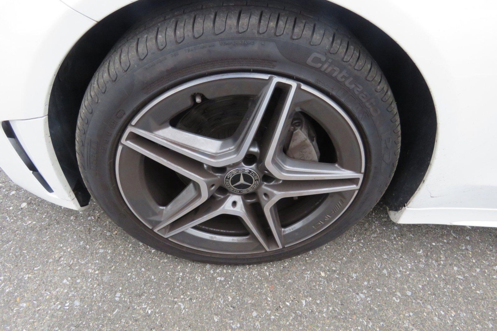 Mercedes-AMG C-Klasse 2019 photo 2