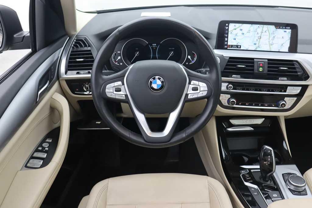 BMW X3 2018 фото 6