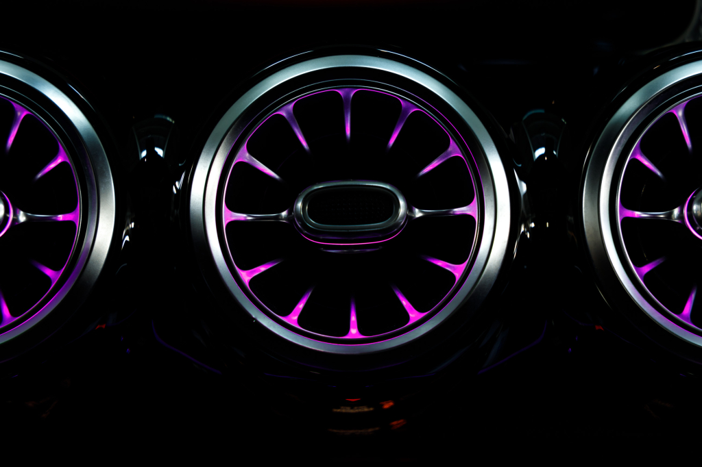 Mercedes-Benz GLB-Class 250 2020 photo 37