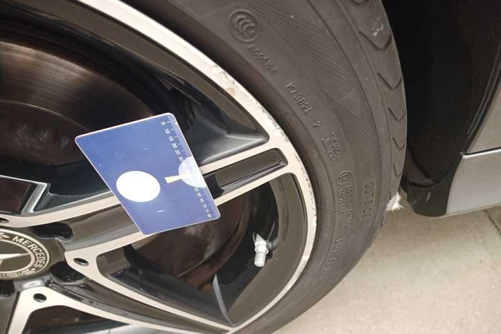 Mercedes-AMG C-Klasse 2017 фото 35