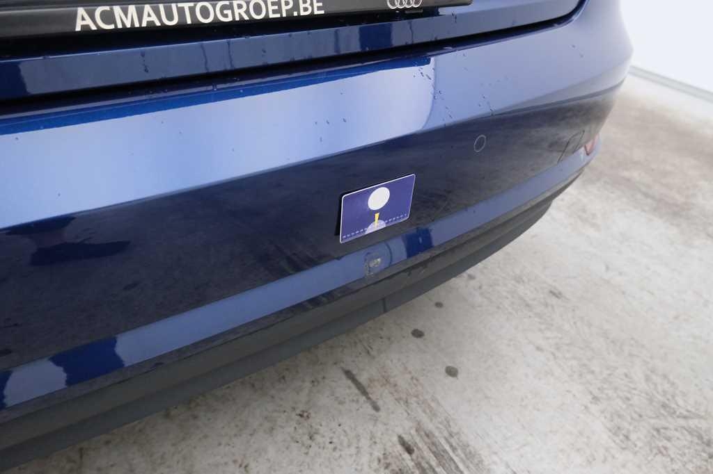 Audi A4 2017 фото 26