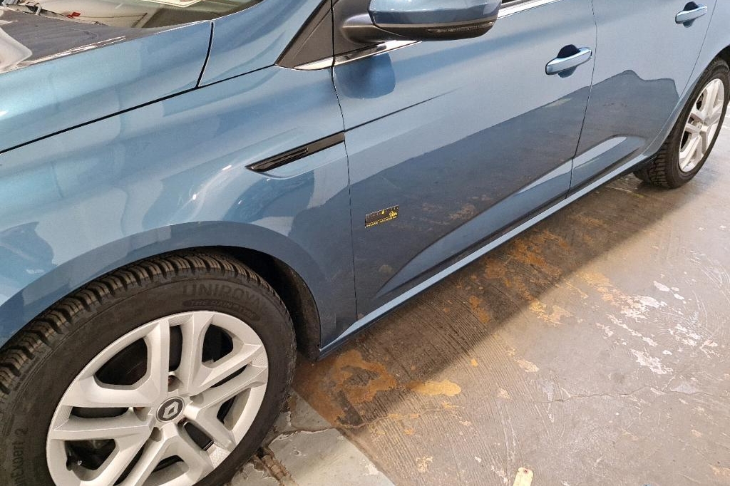 Renault Megane 2017 photo 12