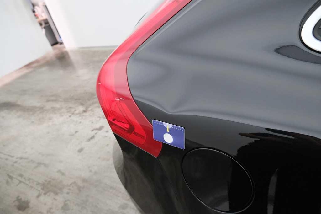 Volvo V40 2016 photo 27