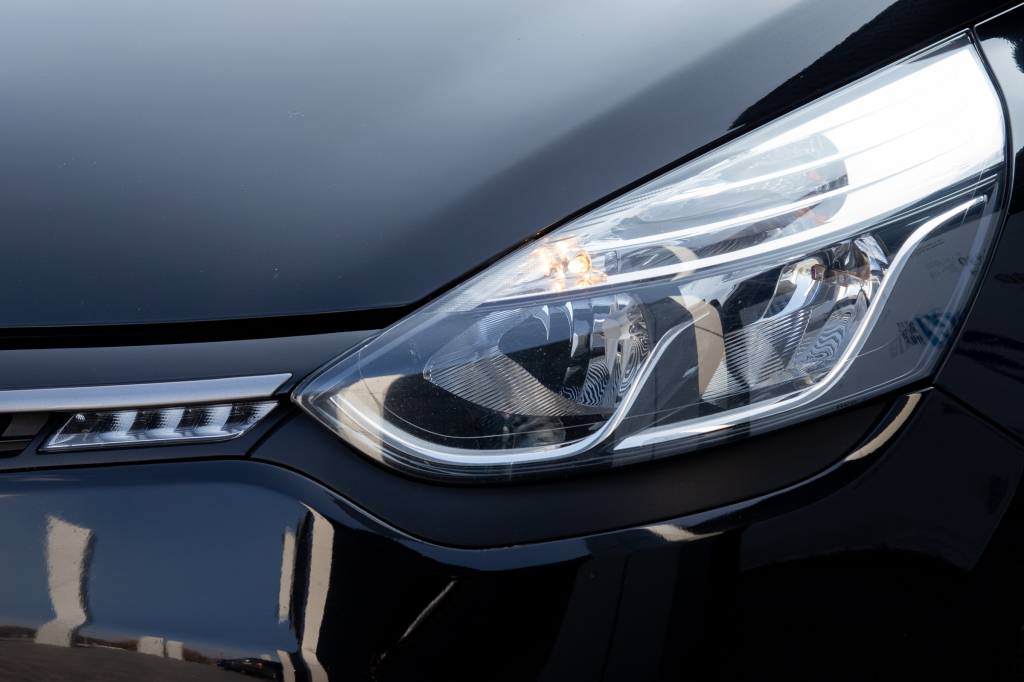 Renault Clio 2015 фото 17