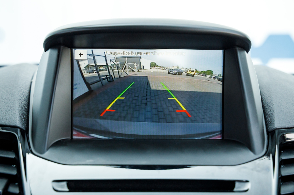 Ford Fiesta SE 2019 фото 17