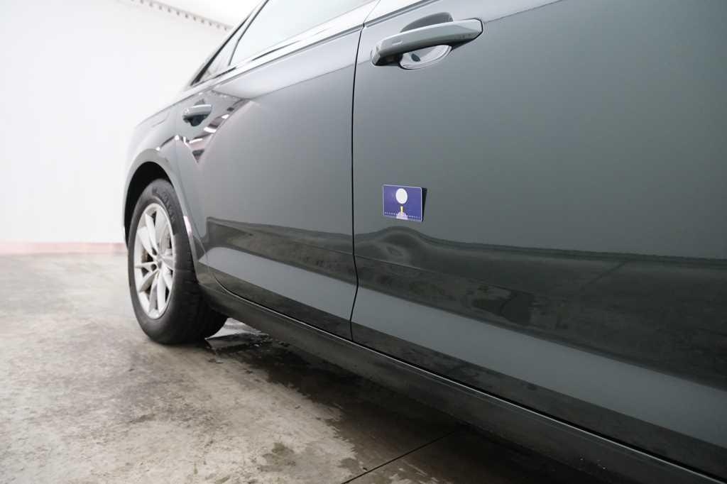 Audi A4 2017 фото 19