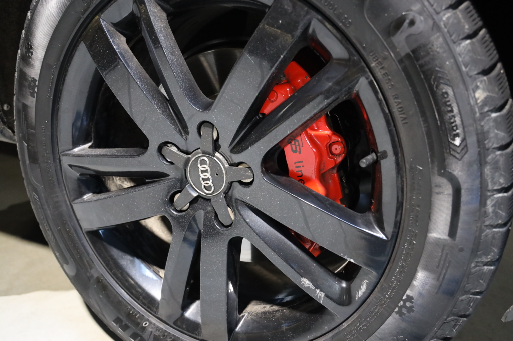 Audi Q7 2015 фото 33