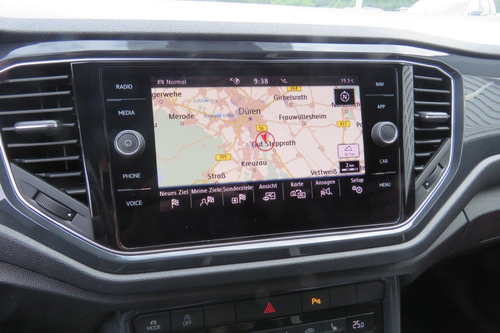 Volkswagen T-Roc 2019 photo 1