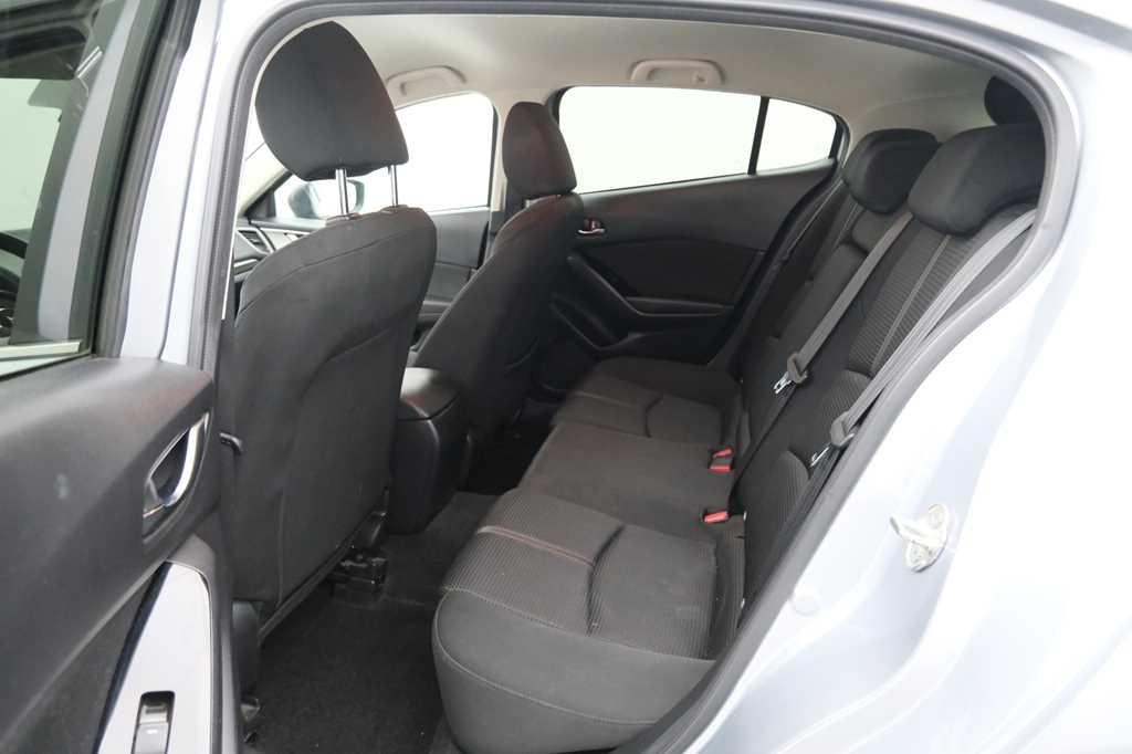 Mazda 3 2017 фото 2