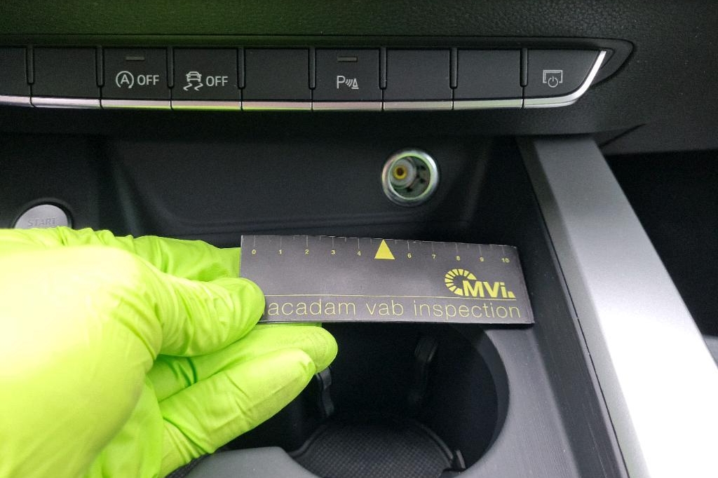 Audi A4 Avant 2017 фото 14