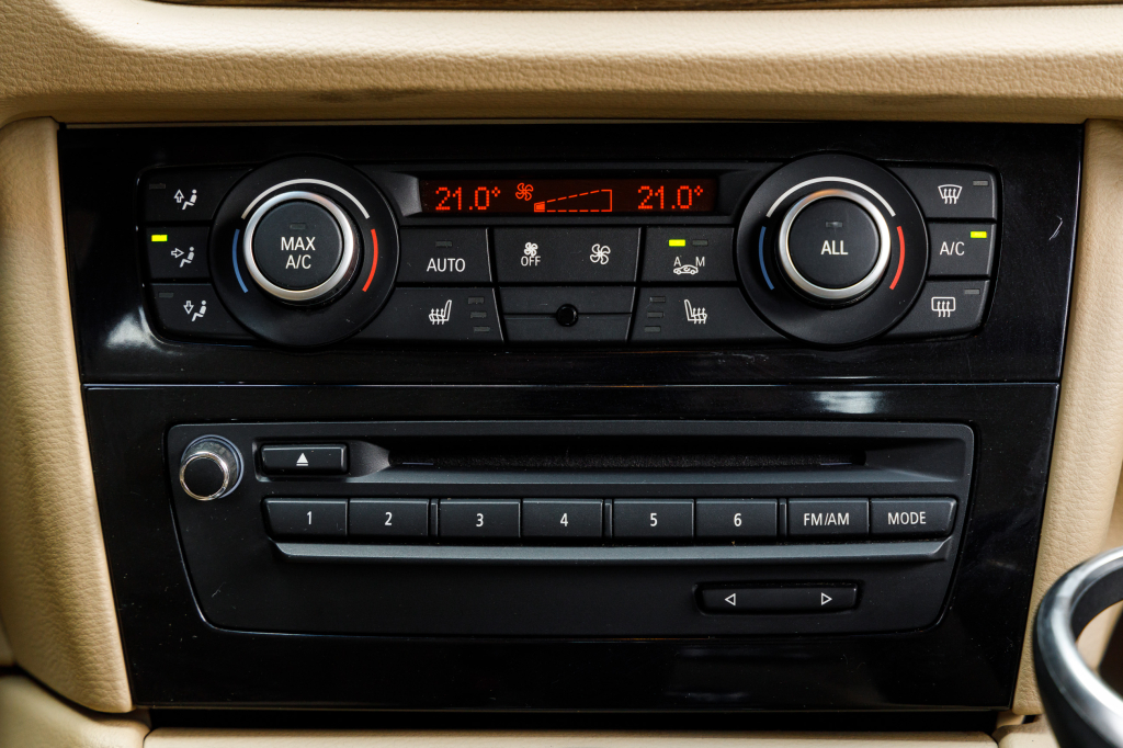 BMW X1 28I 2013 photo 9