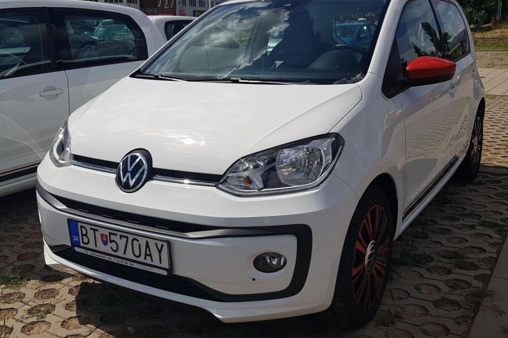 Volkswagen Up! 2020 photo 2