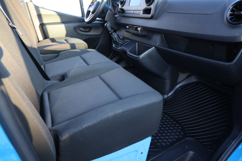 Mercedes-Benz Sprinter 2023 фото 21