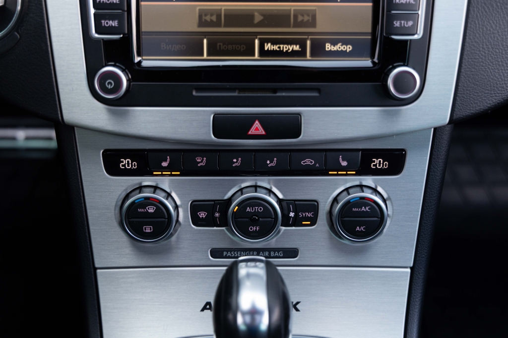 Volkswagen Passat Alltrack 2013 photo 27