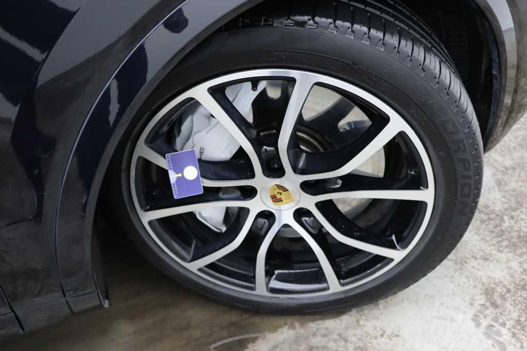 Porsche Cayenne 2018 photo 16