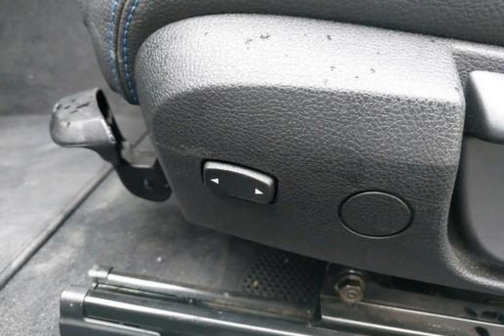 BMW 1er 2018 фото 18