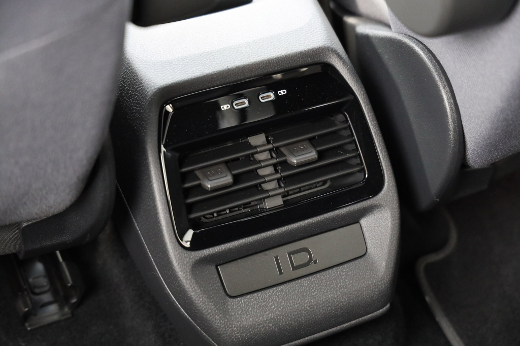 Volkswagen ID.4 PRO 2021 photo 49