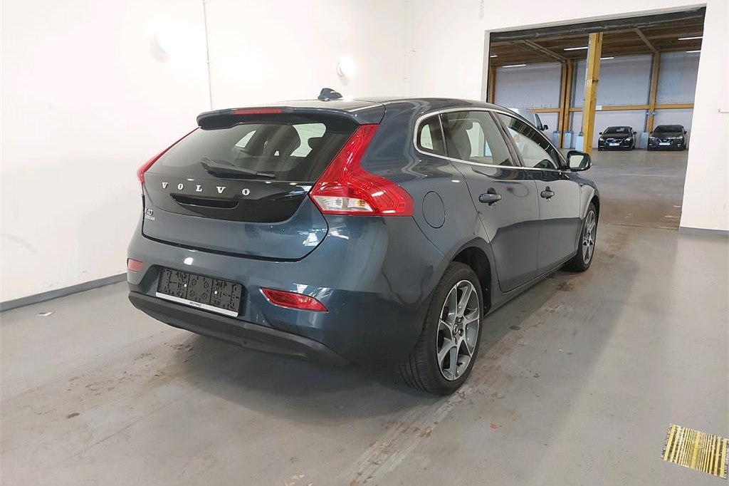 Volvo V40 2017 photo 7