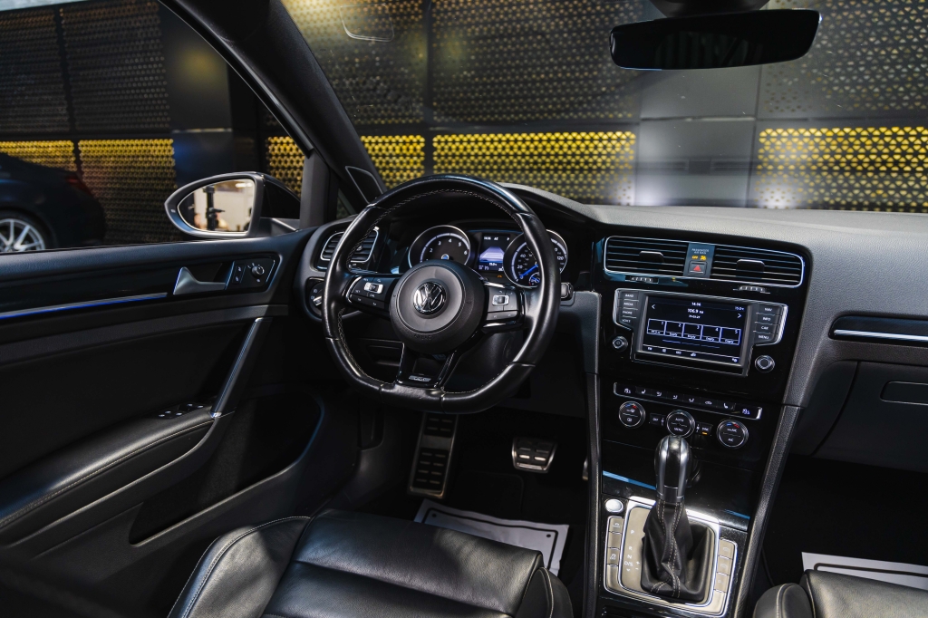 Volkswagen Golf R 2017 photo 32