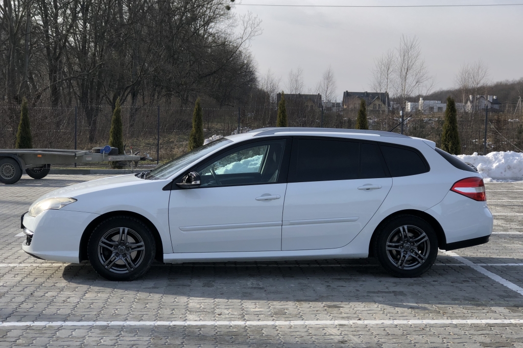 Renault Laguna фото 6