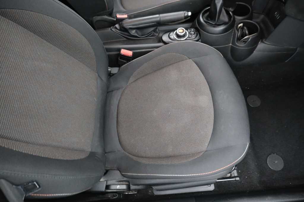 MINI One 2018 photo 21