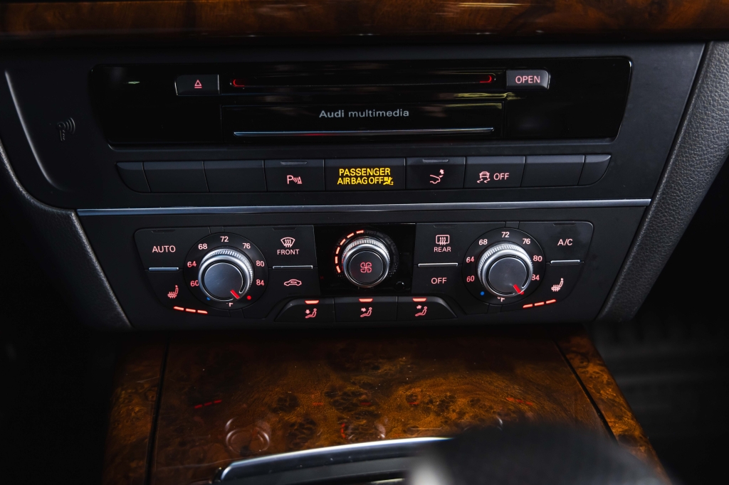 Audi A7 2012 фото 30