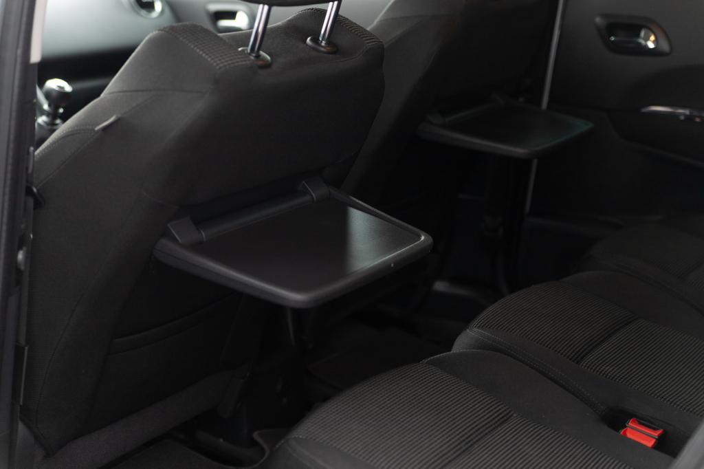 Peugeot 5008 2010 photo 22