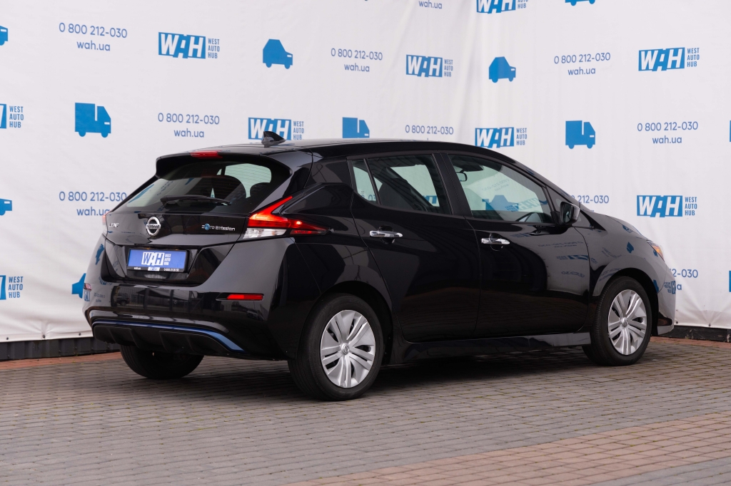Nissan Leaf 2021 фото 7