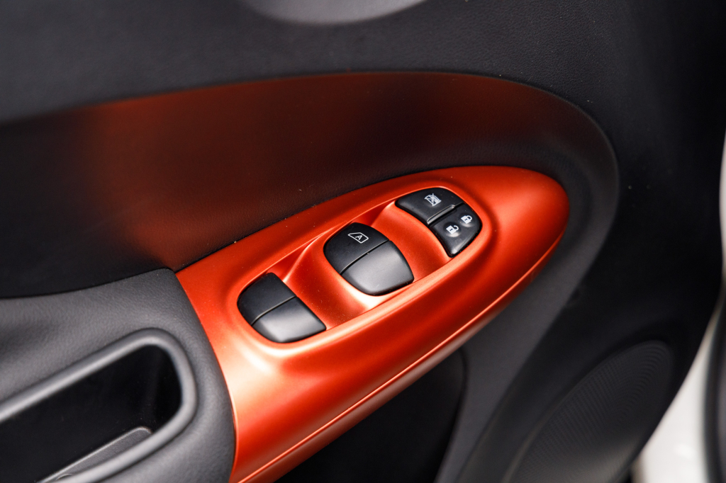 Nissan Juke N-Connecta 2019 фото 15