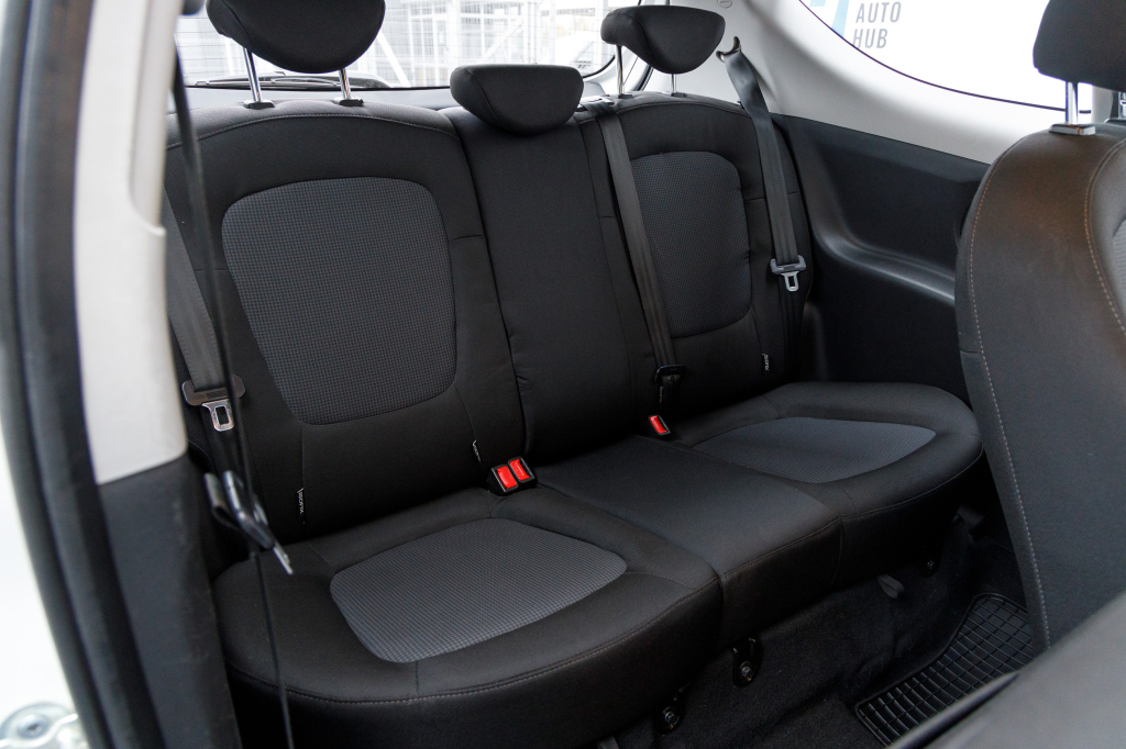 Hyundai i20 photo 18