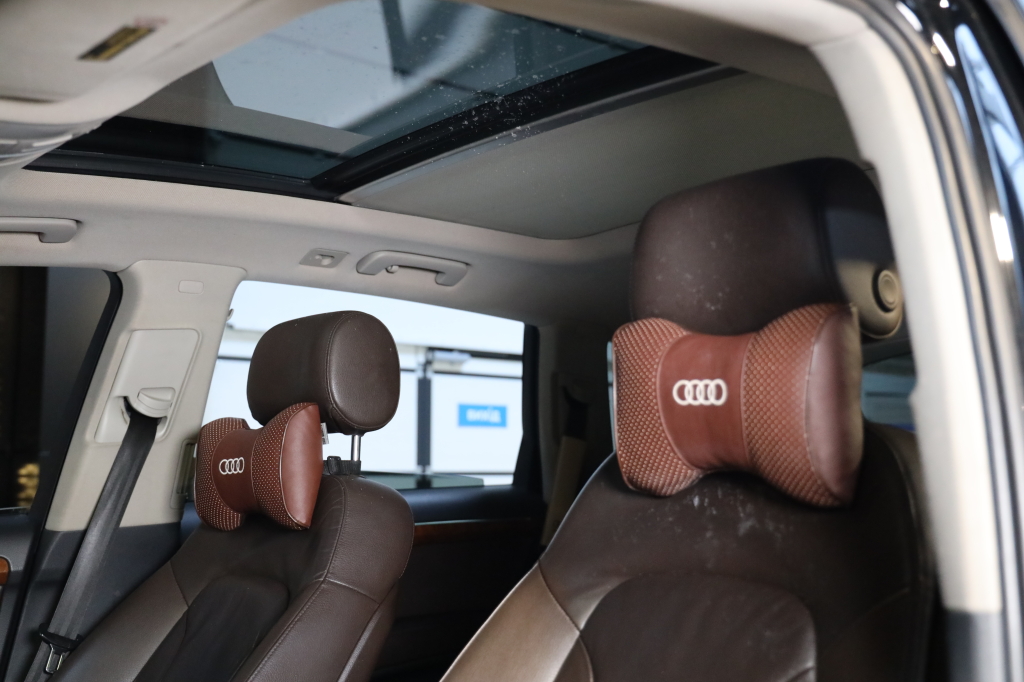 Audi Q7 2015 фото 45