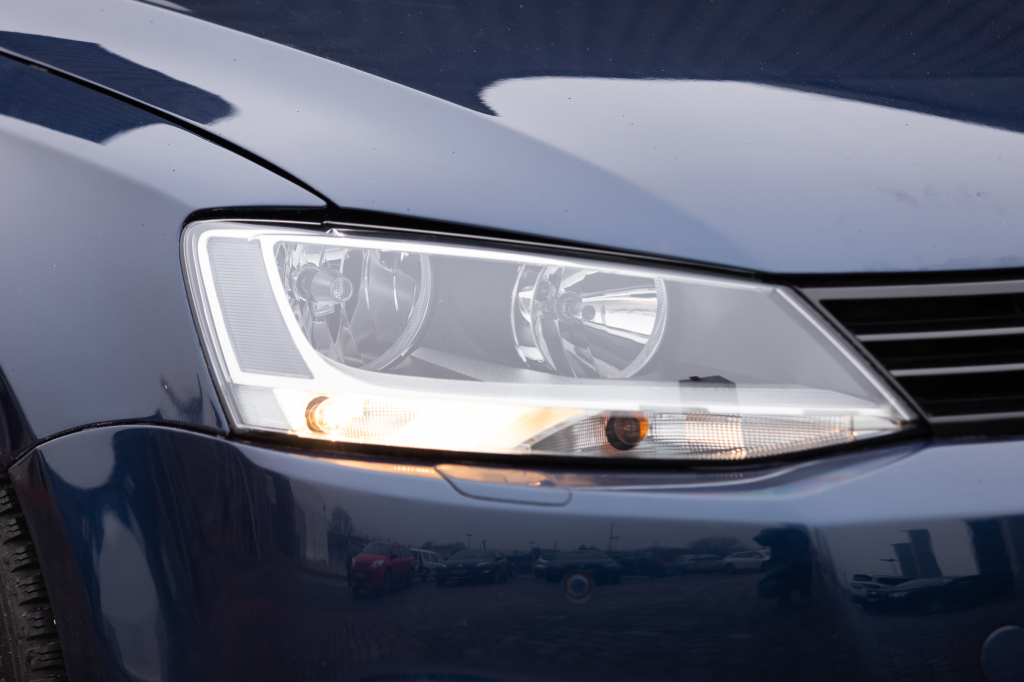 Volkswagen Jetta фото 7