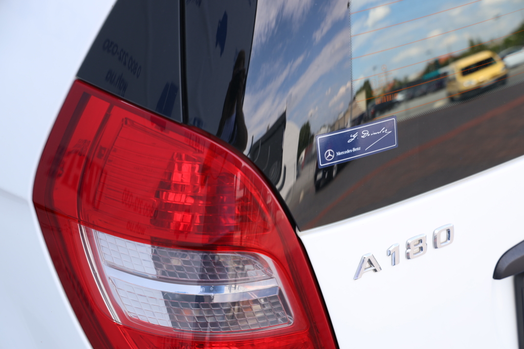 Mercedes-Benz A-Class A180 W169 2011 photo 12