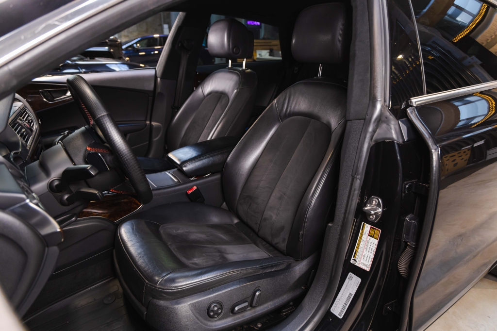 Audi A7 2012 фото 20